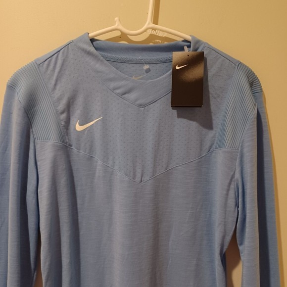 NEW Nike Dri-FIT Team Player Long Sleeve UV Football Shirt CW3539-448 Blue Sz S - Picture 3 of 8